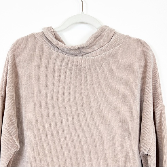 Spring + Mercer Taupe Cowl Neck Sweater Size Medium - Picture 5 of 10